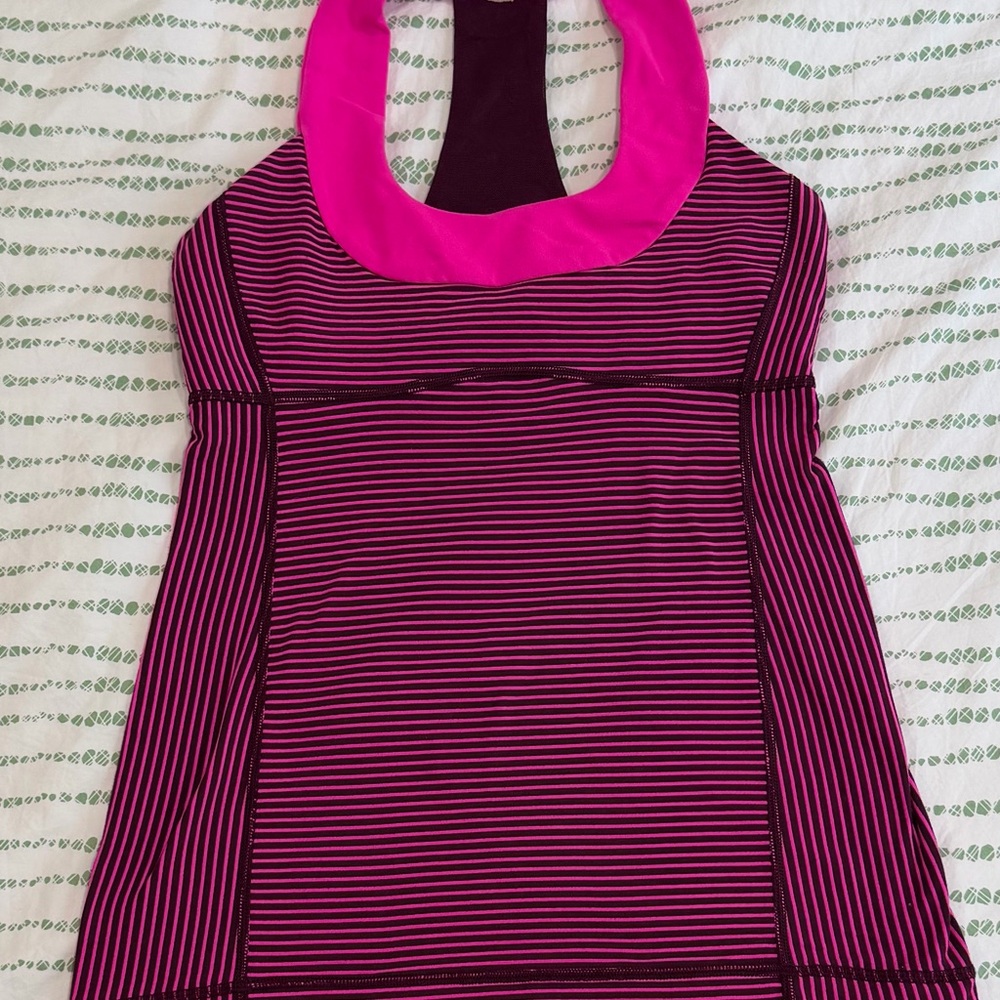 Lululemon Scoop Neck Tank
Hyper Stripe Raspberry Glo Light / Raspberry Glo Light - Picture 2 of 5